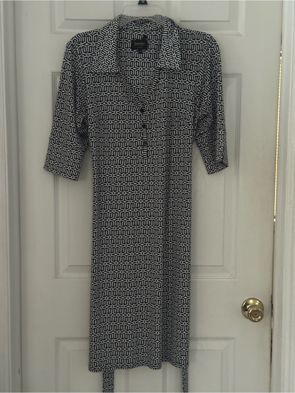 Laundry by Design Black & White Geometric  belted Shirt Dress medium